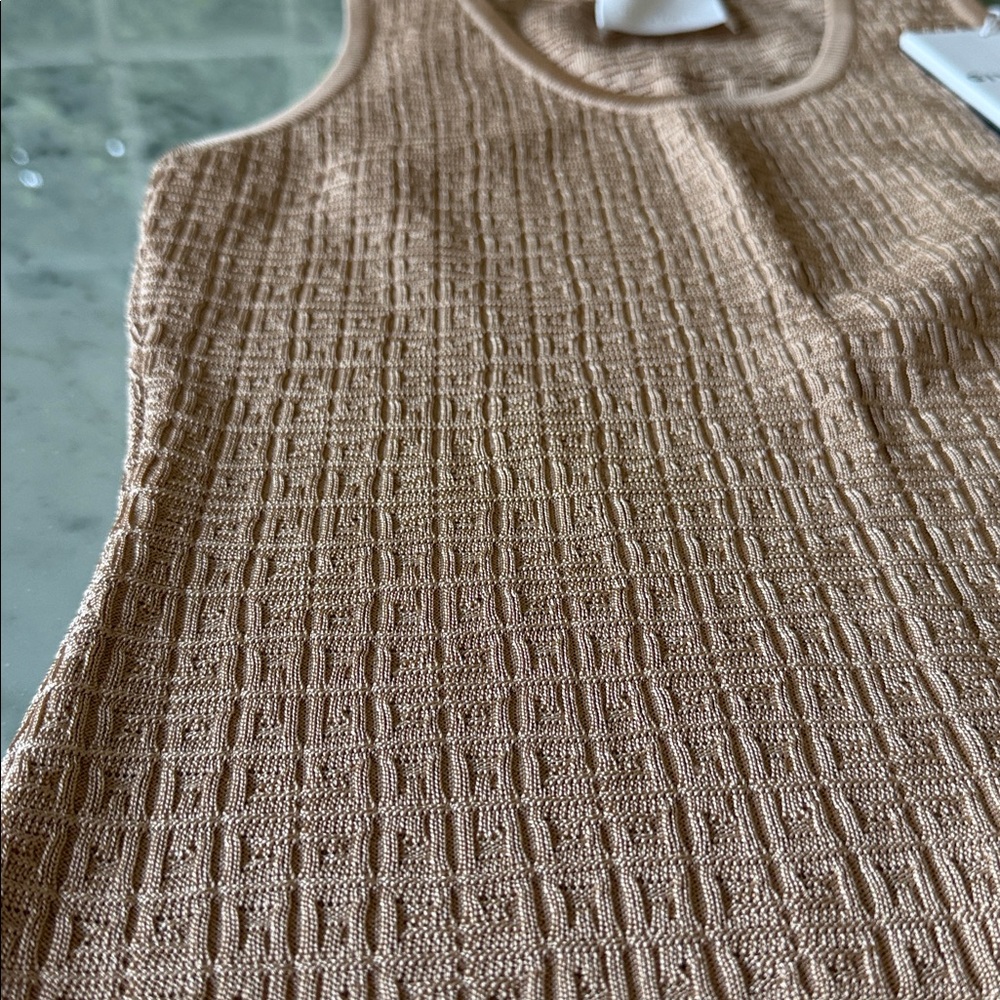 Givenchy - Picture 2 of 3